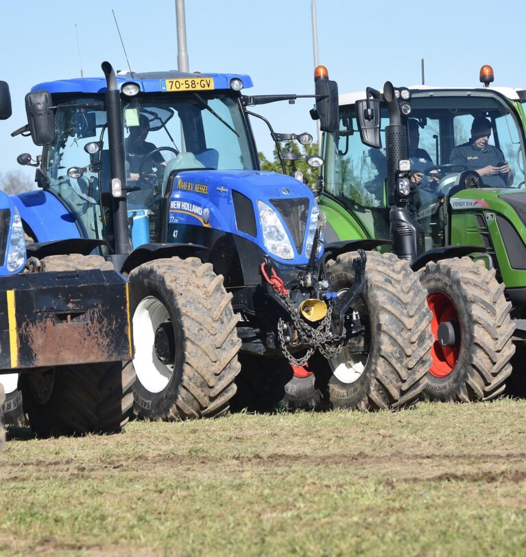 Más de 8.500 agricultores alemanes colapsan Berlín en una gran manifestación por el recorte de las subvenciones agrarias